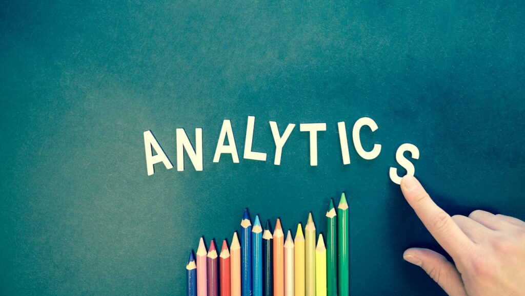 Globalouts data analytics large